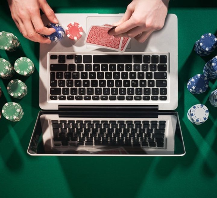 Top five impressive traits about online gambling that helps you to play fair