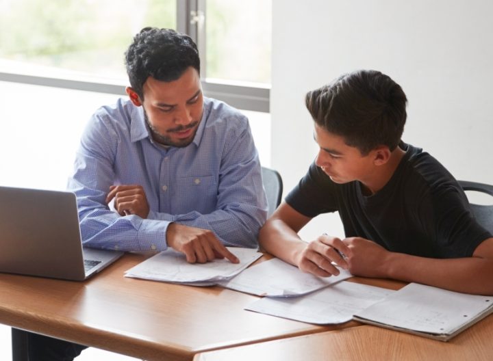 From Basics to Fluent Communication: The Benefits of Expert English Learning